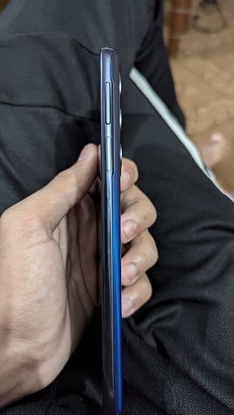 Moto edge 30 pro 8/128 6