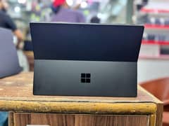 Microsoft surface Pro 6 core i5 8th gen 8gbram 256ssd