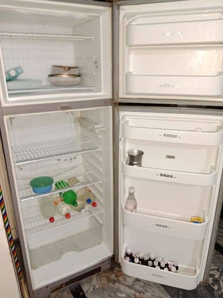 Dawlance fridge for sale 4