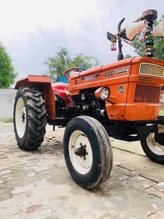 tracktor fiat 28o 10 model