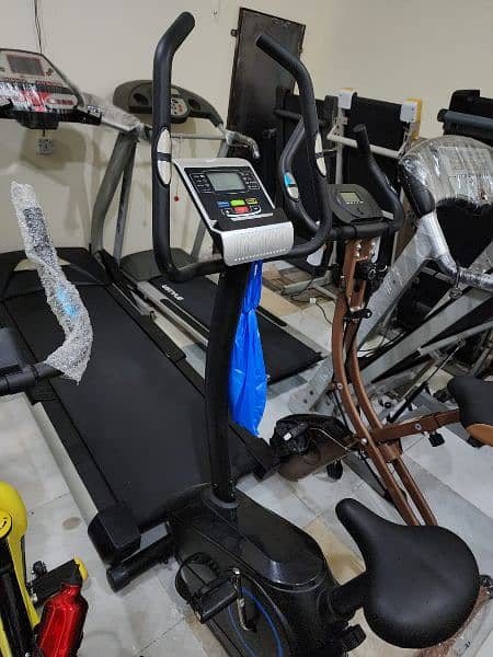 treadmils. (0309 5885468). gym cycles. home gym. ellapticals 8