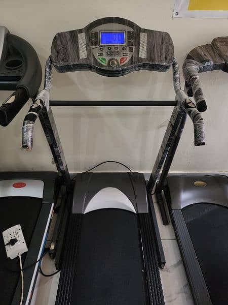 treadmils. (0309 5885468). gym cycles. home gym. ellapticals 14