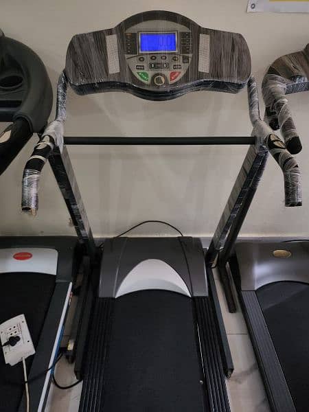 treadmils. (0309 5885468). gym cycles. home gym. ellapticals 16