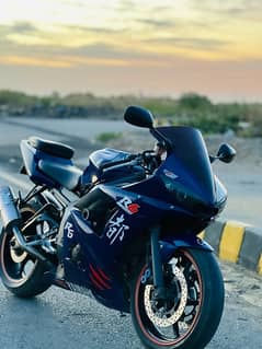 YAMAHA R6 2005