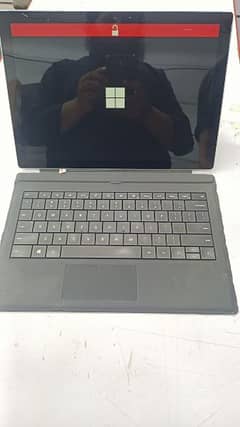 Laptop Microsoft surface pro 4 I5 6th Generation 4GB Ram 128GB SSD