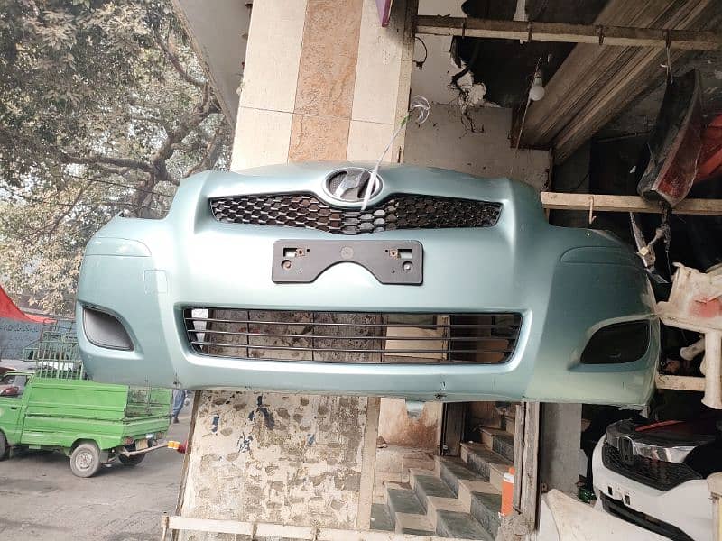 vitz 2009 front original bumper 2