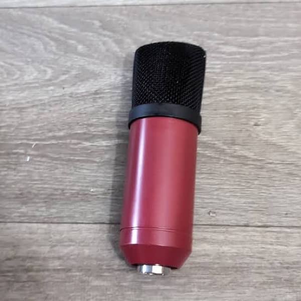 Scarlett focusrite Mic best quality 2