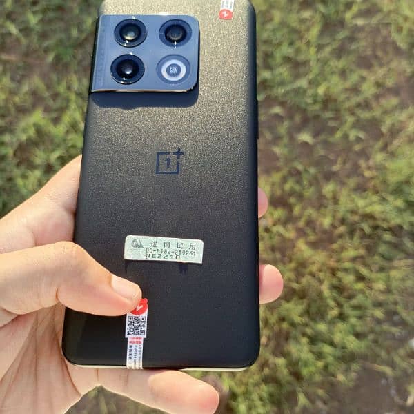 selling OnePlus 10pro 5G non active kit 2