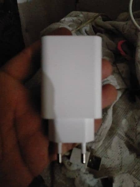 Vivo y33s ka geniune charger 18watt 1