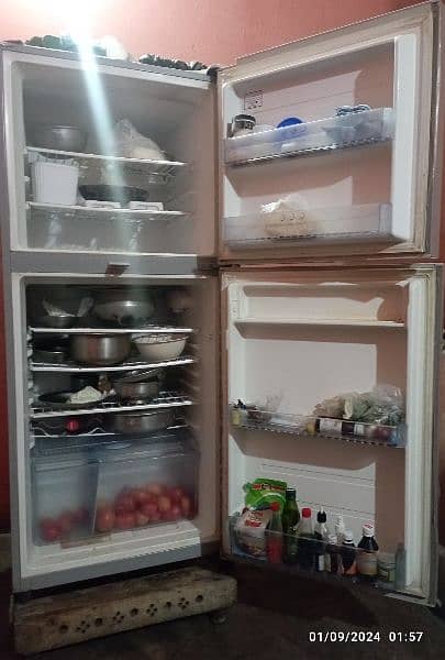 A good condition Haier fridge for sale 3