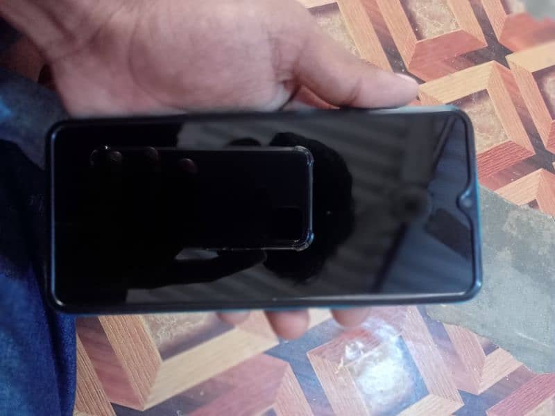 Realme 5i  with box 4/64 1