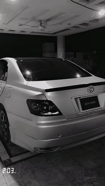 Toyota Mark X 2005 4