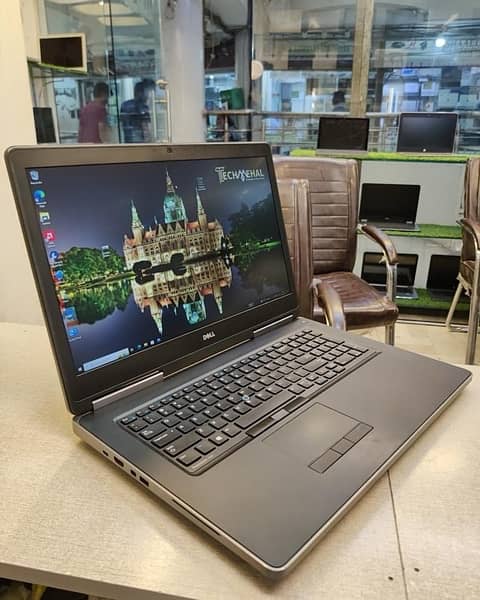 DELL PRECISION (7720) (4gb GPU) Xeon 8th Gen (16/512gb NVME) 6