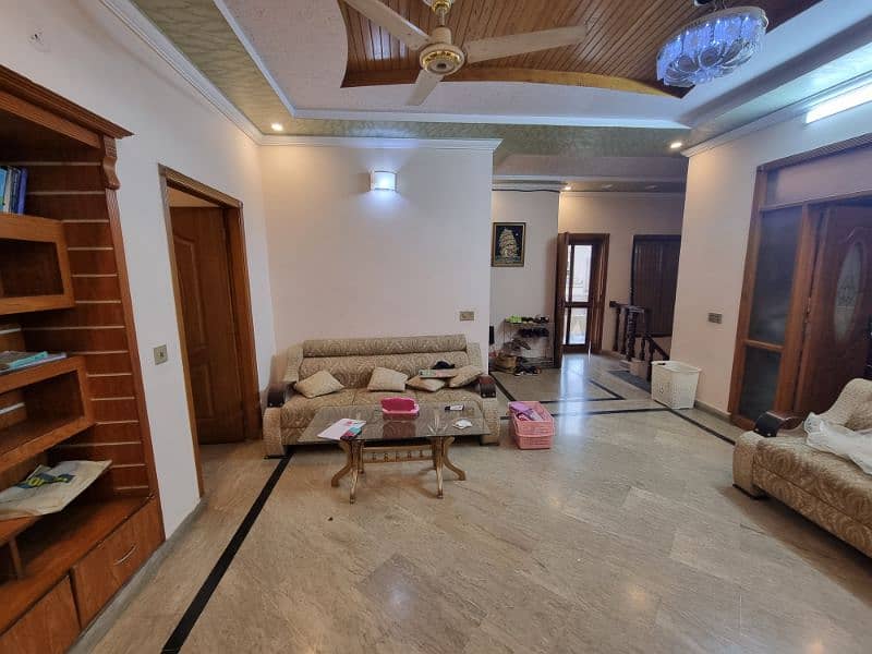 10 Marla House for sale in wapda town J3 block 17