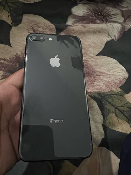 IPhone 8 Plus 6