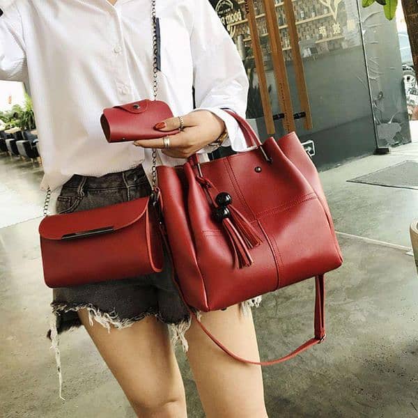 Leather
ladies handbag/ shoulder bag/ for sale wattsapp:0342-6908728 2