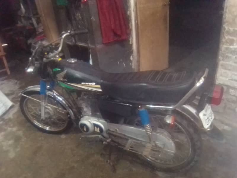 Honda CG 125 2013 3