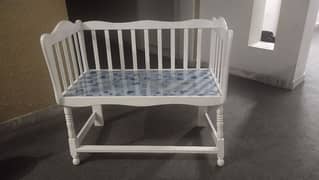 baby cot