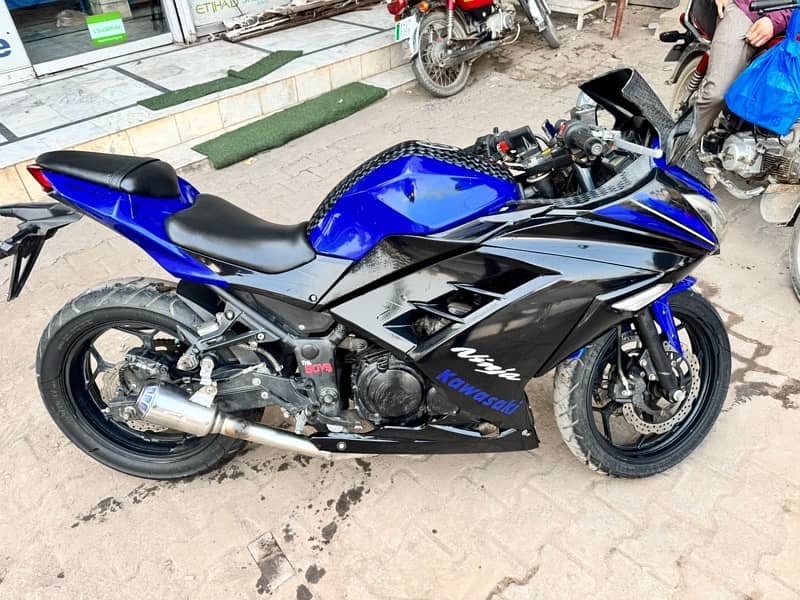 Ninja 400 Replica (4 Cylinder) converted 1