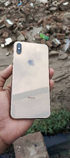 non pta iphone xs max , golden colour ,10 by 10 condition , color gold