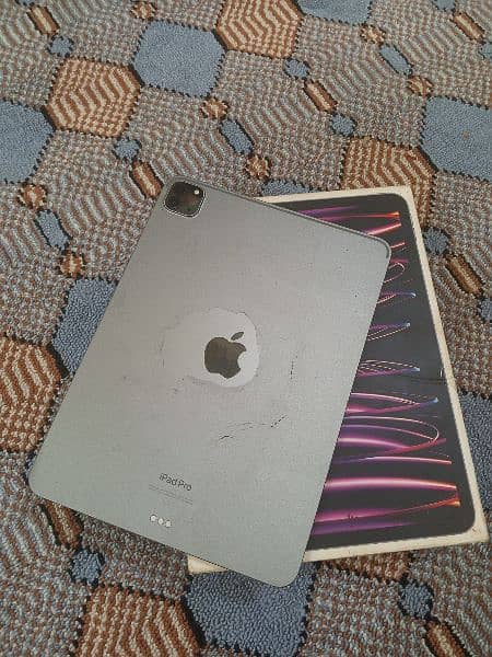 ipad pro M2 chip 10/10  condition 1