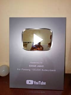 YouTube Play Button Golden