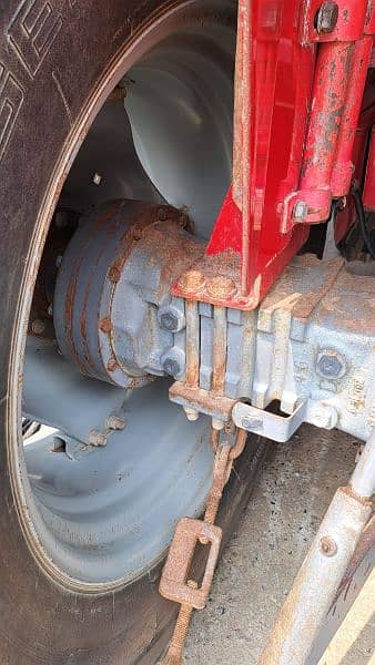 Tractor ki condition new ha 10 by 10 ha 7