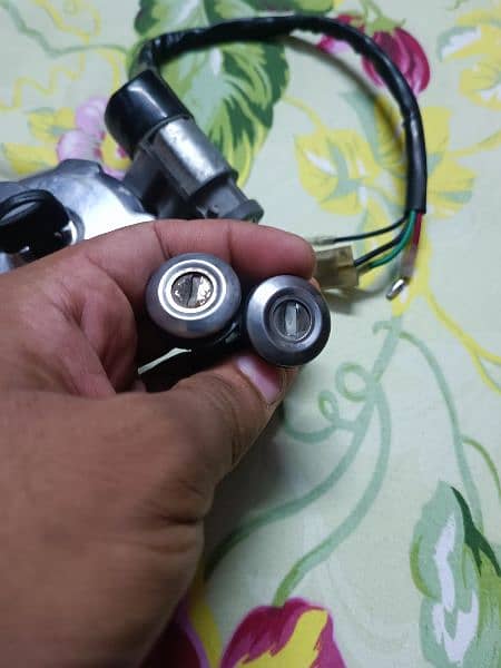 Honda 125 complete lock set. 2