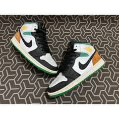 NIKE AIR JORDAN 1 MID “White Laser Orange Lucky Green”