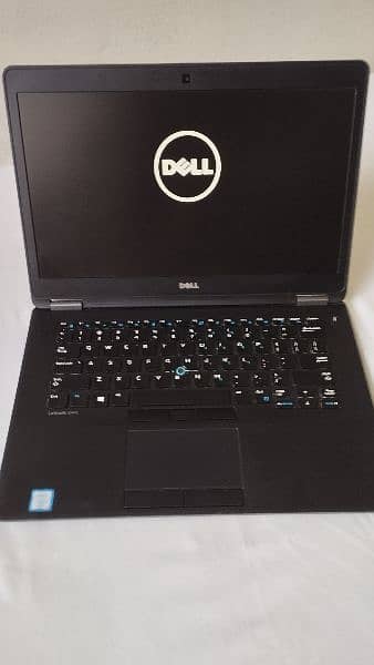 Dell Latitude E7470

 Core i5

 6th Generation
 8GB RAM 

 256 GB SSD 10