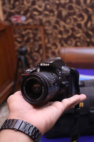 Nikon D5300 with accessories. 2