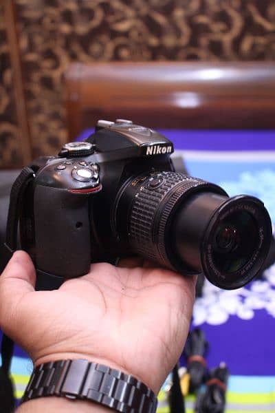 Nikon D5300 with accessories. 6