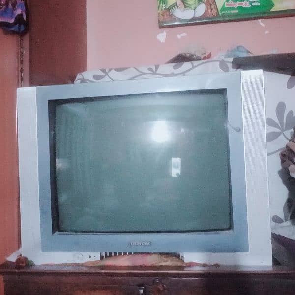 TV urgent sale 1