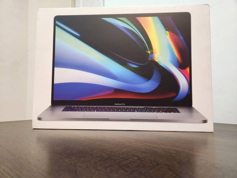 Macbook Pro 16" 2019, Core i9, 1TB SSD, 16GB RAM, AMD Radeon Pro 5500M 2