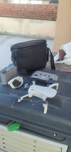 dji mini 2 brand new condition fly more combo