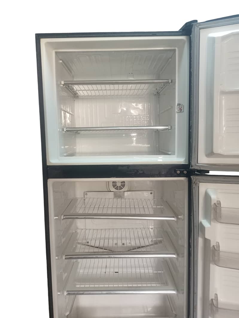 Dawlance Fridge for sell 4