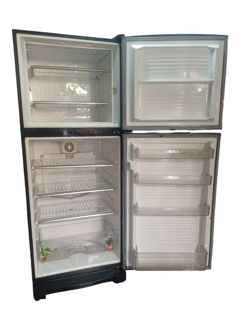 Dawlance Fridge for sell 5