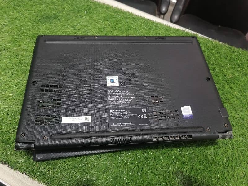 Dynabook Tecra A40 celeron 6th gen with DDR4 RAM and win11 supported 3