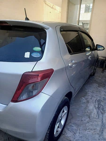 Toyota Vitz 2013/2017 9