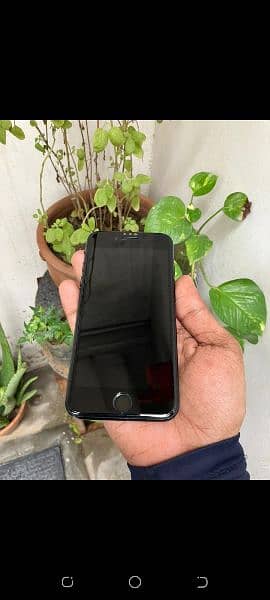 Iphone SE 2 10/10 Condition Original Disply & battery see description 4