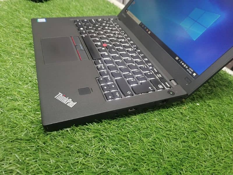 Lenovo x270 i7 7th gen 0