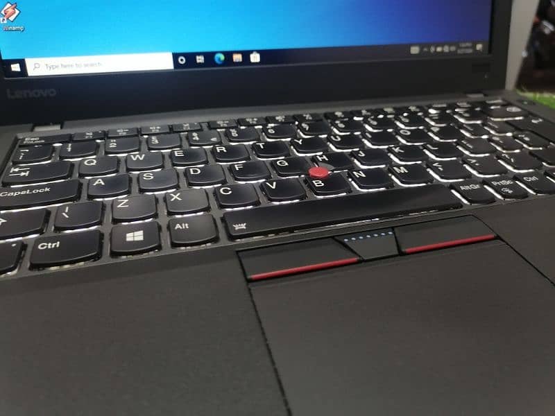 Lenovo x270 i7 7th gen 3