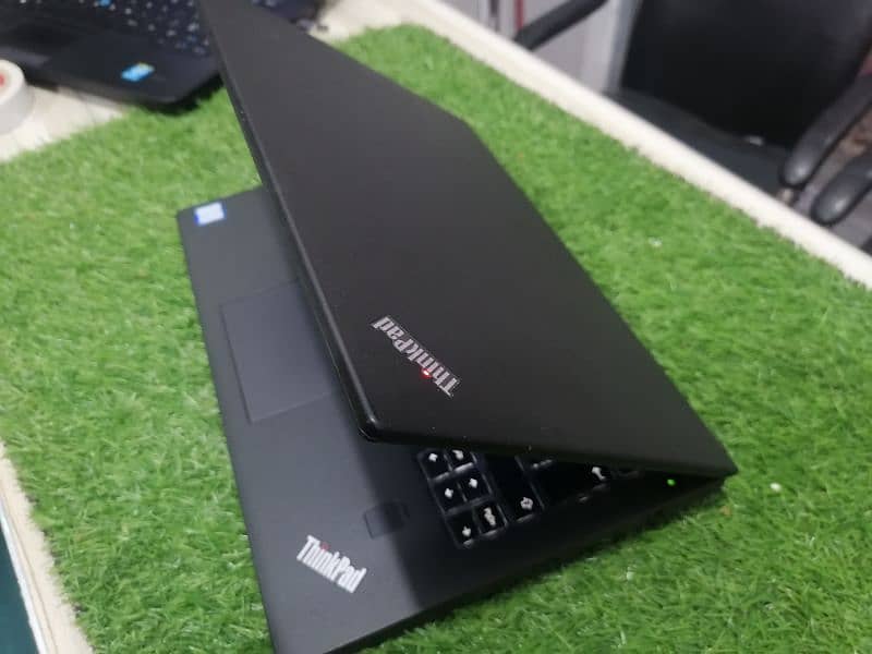 Lenovo x270 i7 7th gen 8