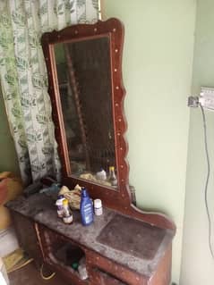 dressing table