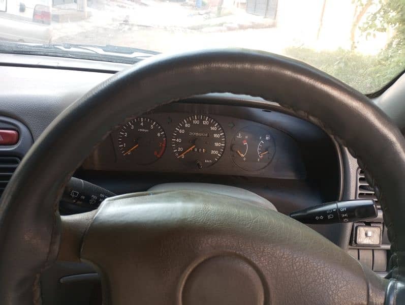 Suzuki Baleno 2003 5