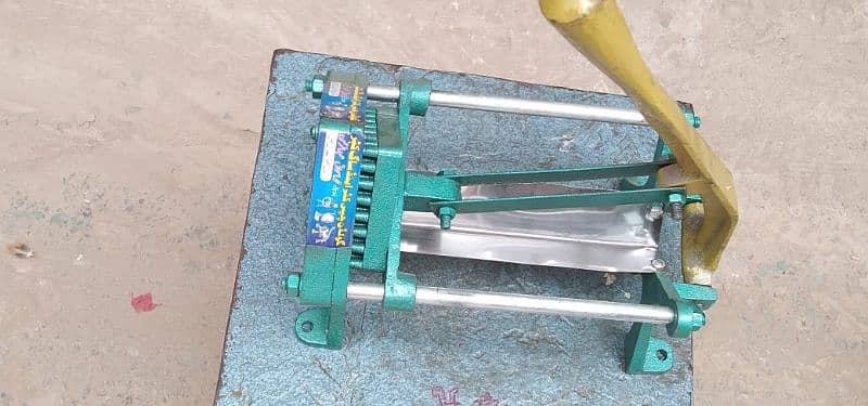 saag cutters and chips cutter 2