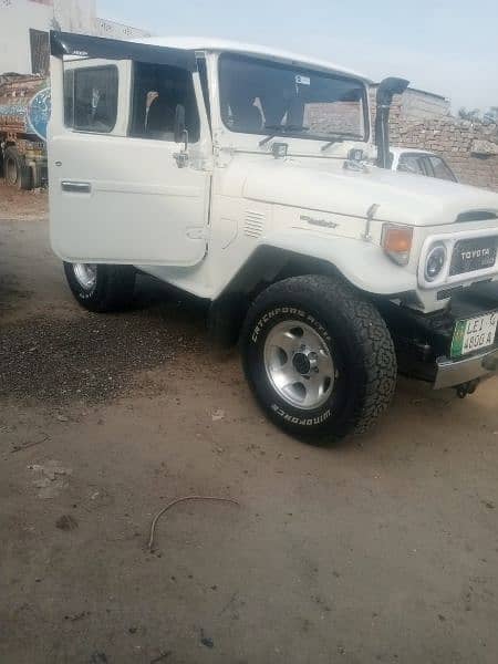 Toyota Land Cruiser 1982 6