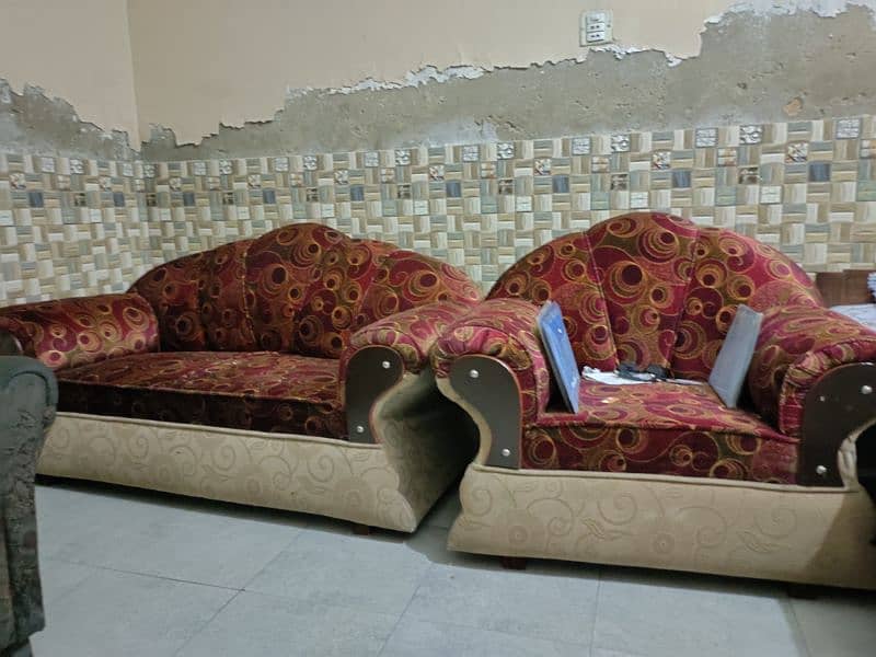 slightly Used Sofa set for sale 4