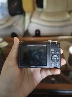 Nikon cooplix A1000 0