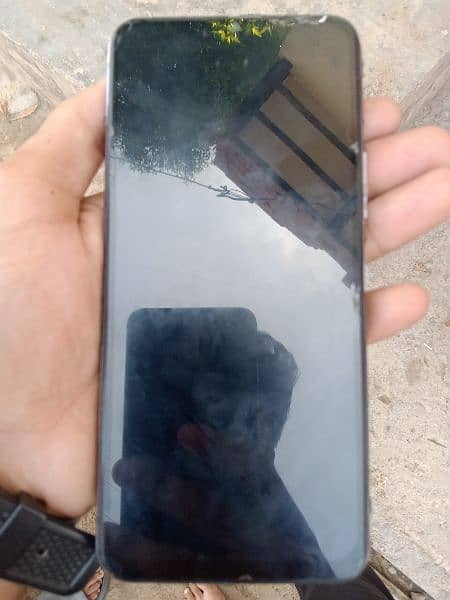 vivo y20 (4gb+64gb) very good condition 4